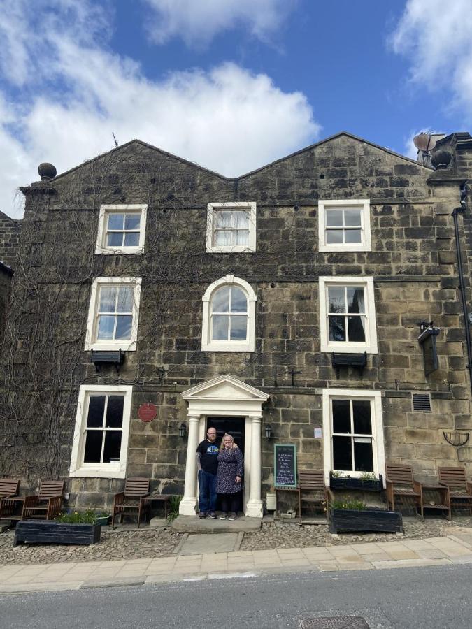 Talbot House Bed & Breakfast And Tearoom Пейтли Бридж Екстериор снимка