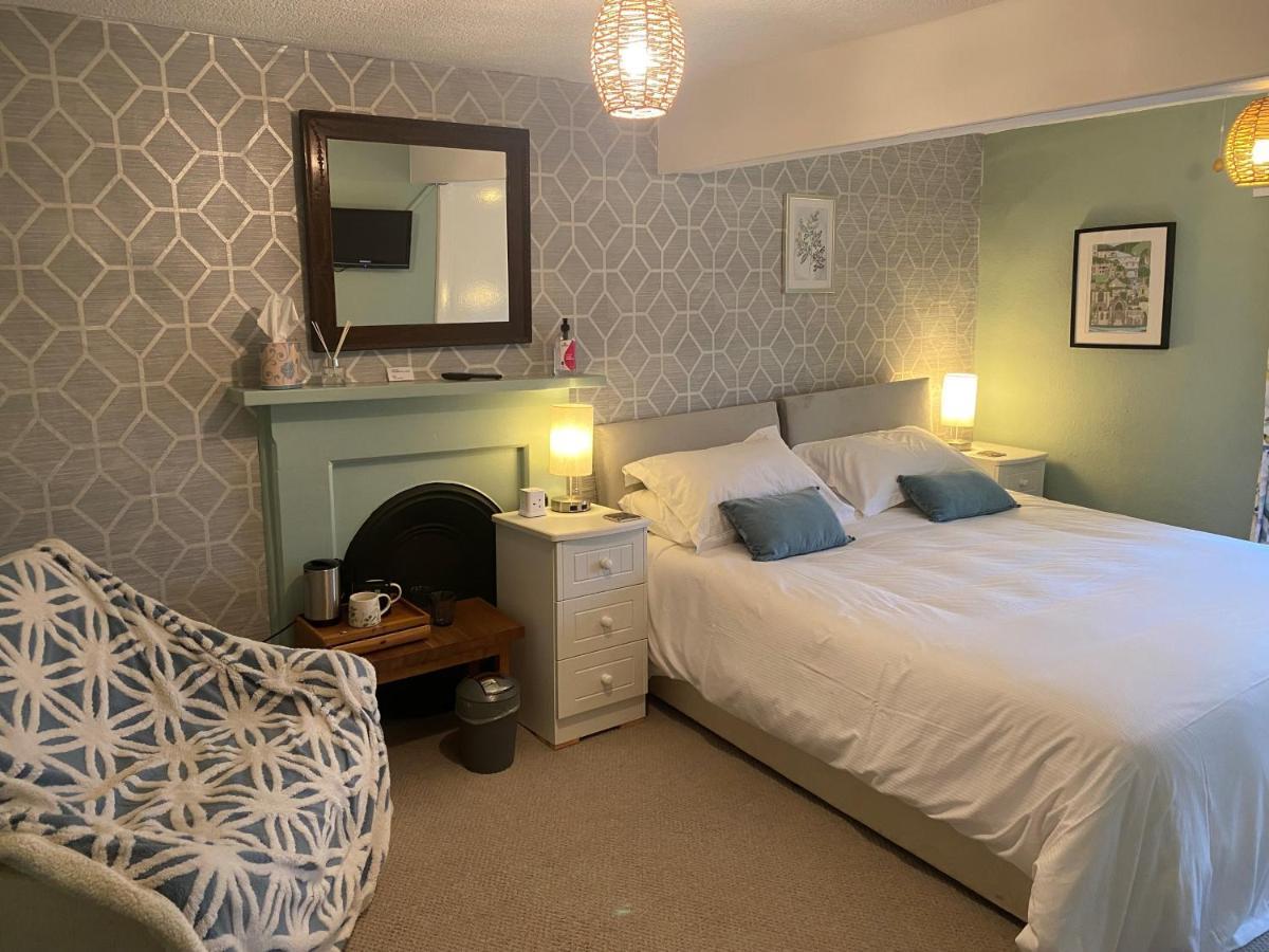 Talbot House Bed & Breakfast And Tearoom Пейтли Бридж Екстериор снимка